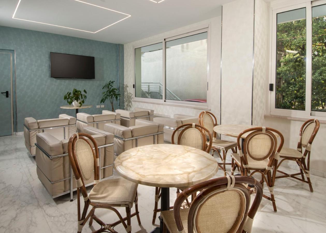 Hotel Prestige Cattolica Dış mekan fotoğraf