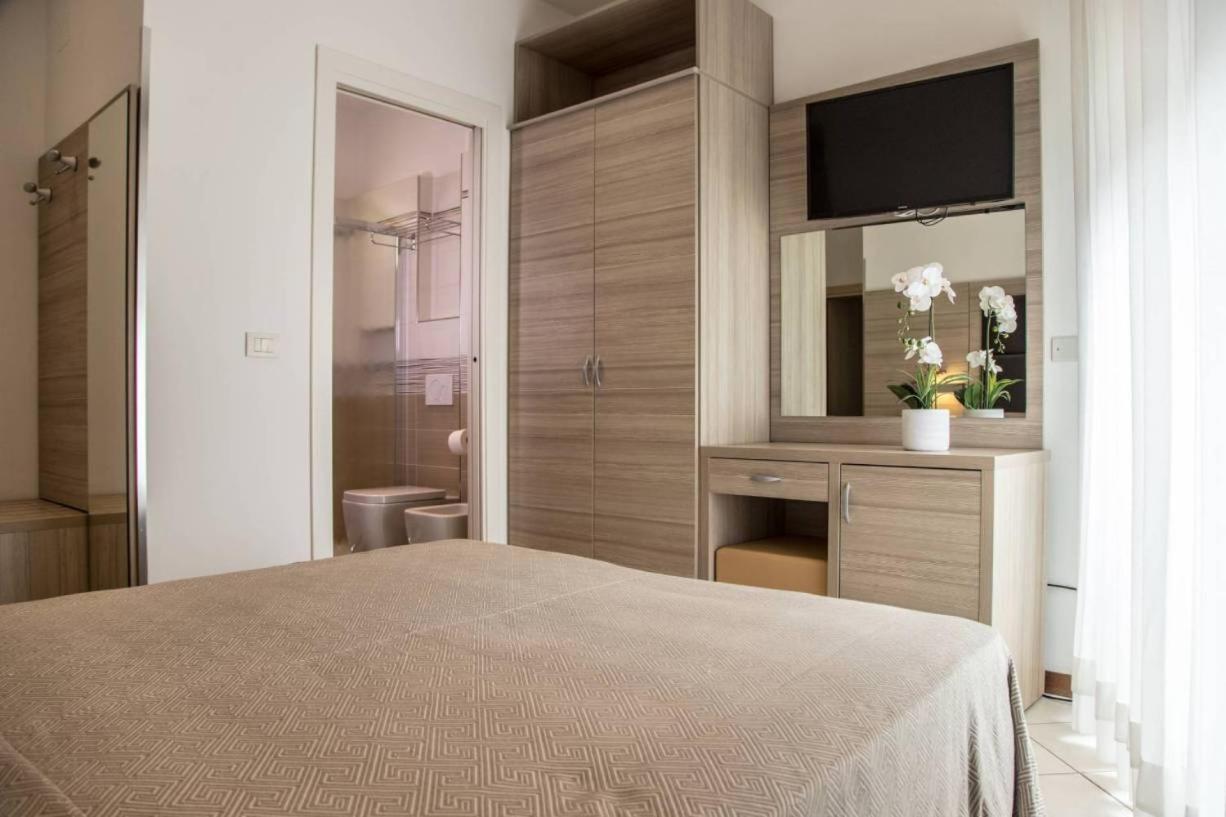 Hotel Prestige Cattolica Dış mekan fotoğraf