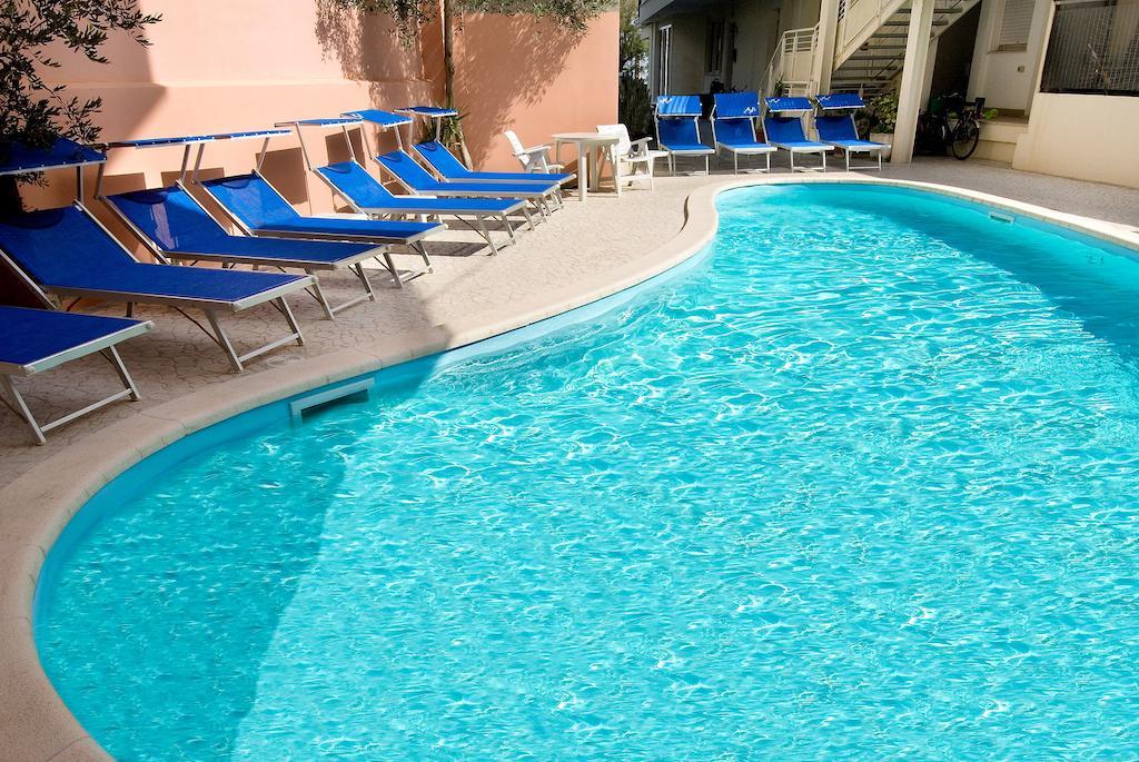 Hotel Prestige Cattolica Dış mekan fotoğraf